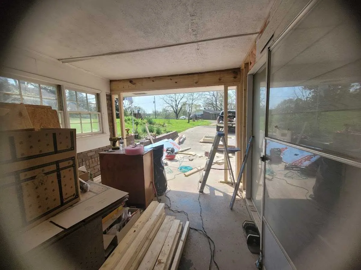 Air movers and dehumidifier for Water Mitigation Services in Earlimart